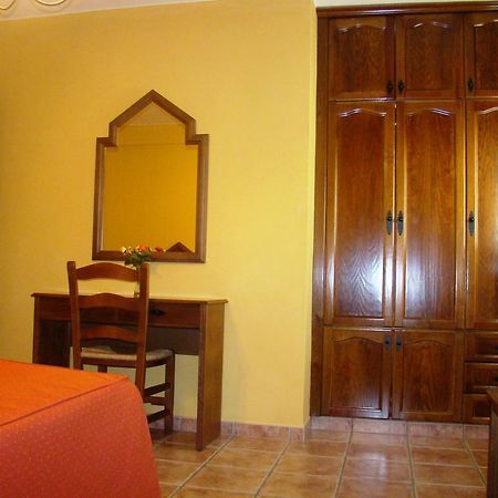 Hotel Rural Pepe Alvarez Тревелес Экстерьер фото